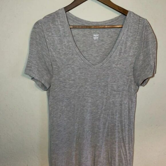 Tan V-neck  - Picture 3 of 10